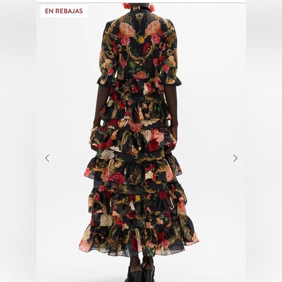 7 NWOT 1299.00 CAMILLA Puff Sleeve Tiered Skirt Dress
Magic In The Manuscripts - Picture 6 of 11